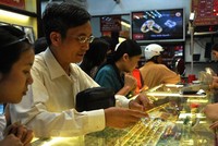 Cửa hàng nhỏ “chán” vàng miếng